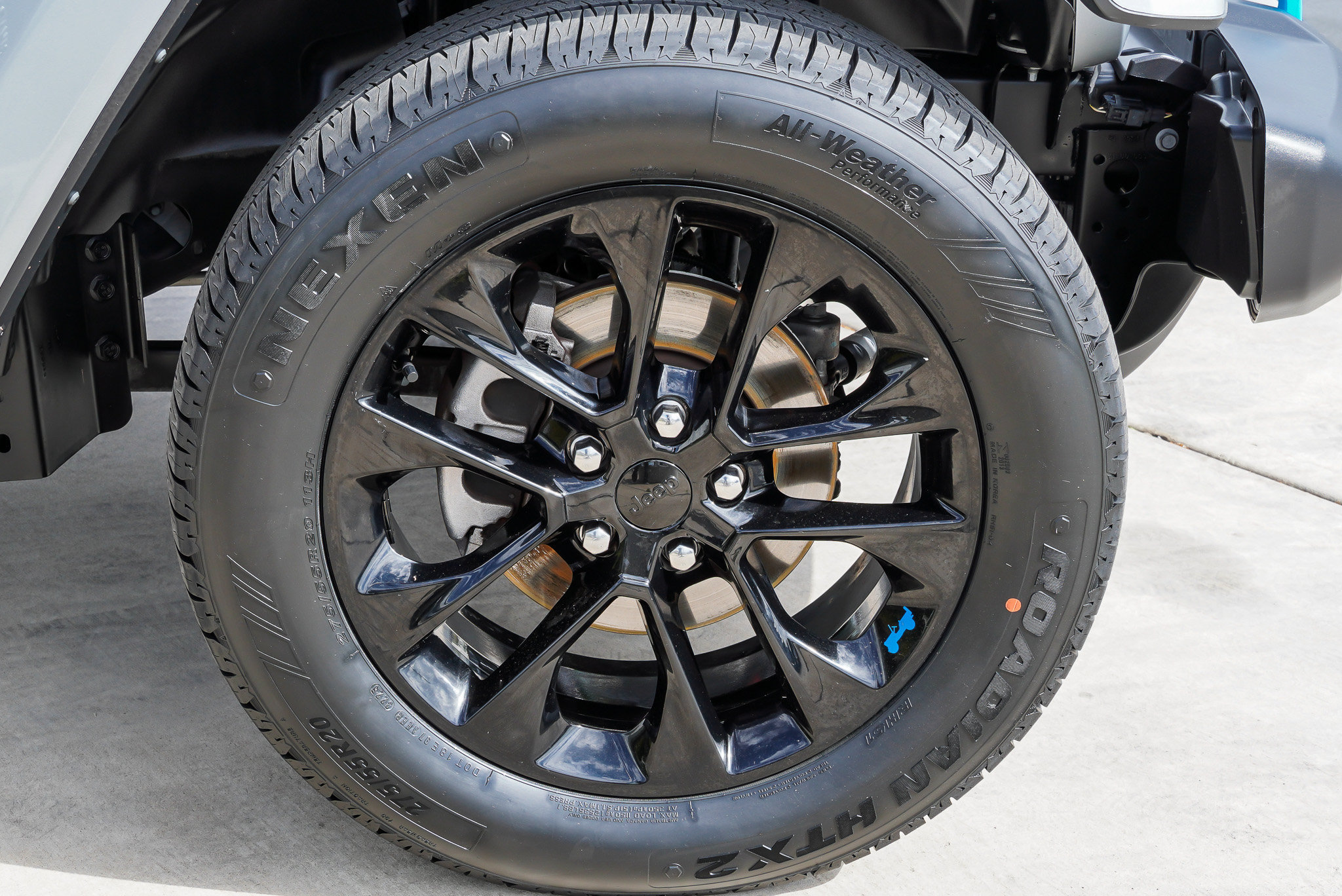 Used 2023 Jeep Wrangler Unlimited Sahara AWD/4WD image 11