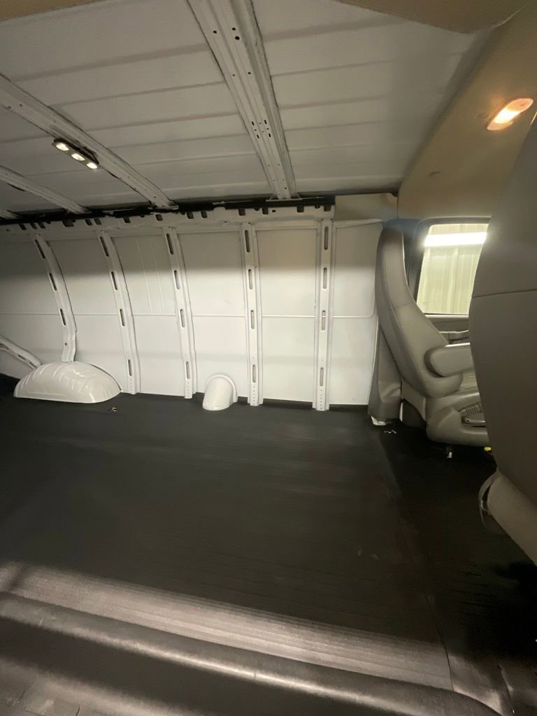 Used 2025 Chevrolet Express 2500 Extended w/ Driver Convenience Package RWD image 14