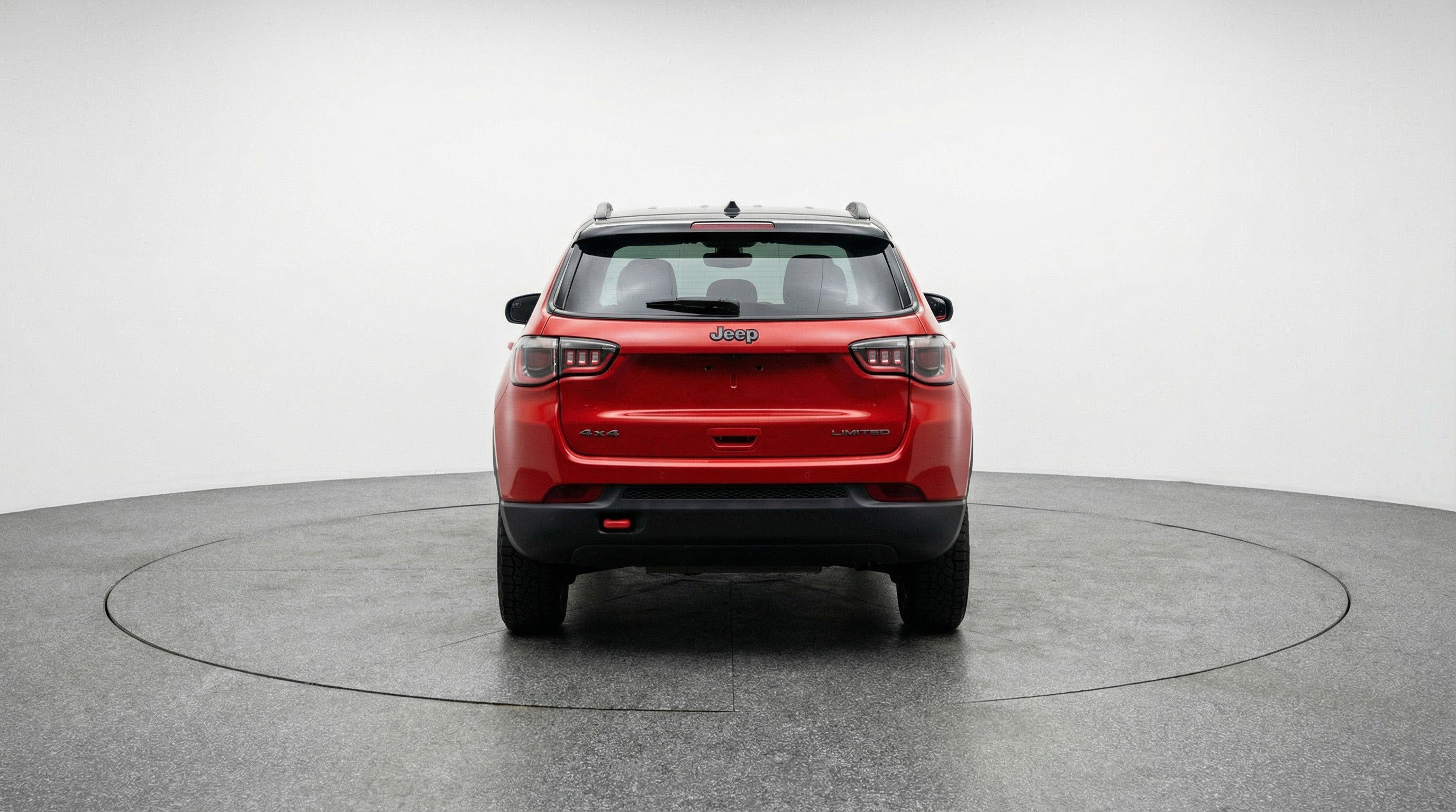 Used 2025 Jeep Compass Trailhawk image 7