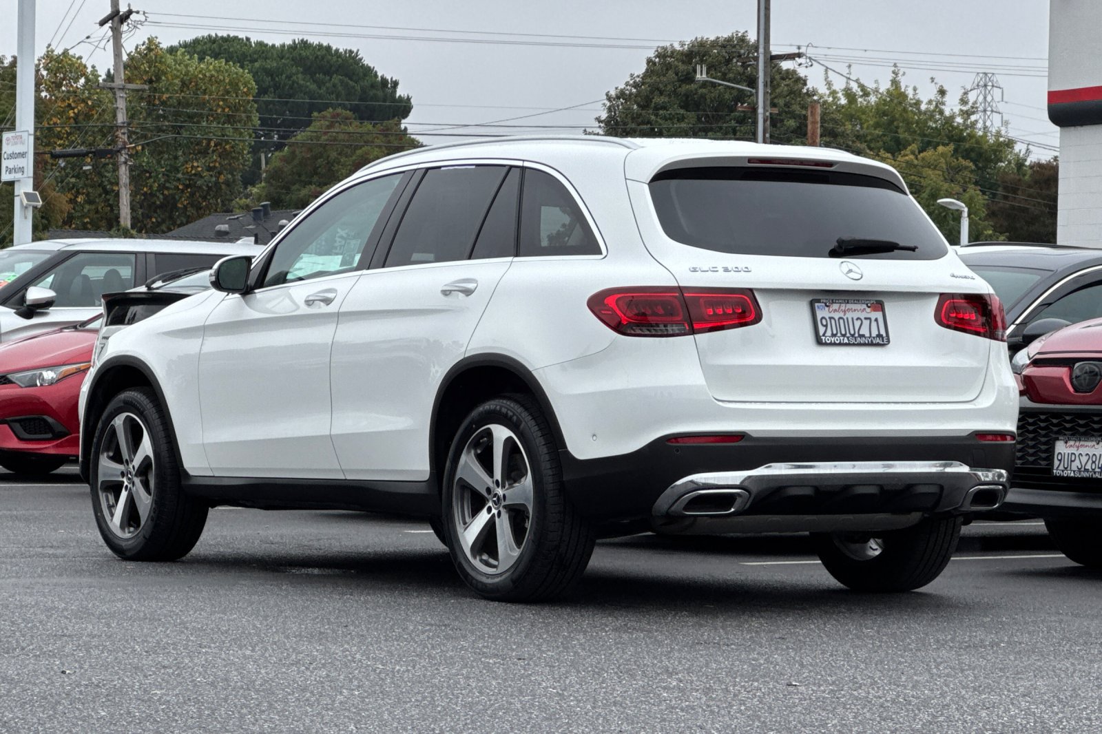 Used 2022 Mercedes-Benz GLC 300 4MATIC image 4