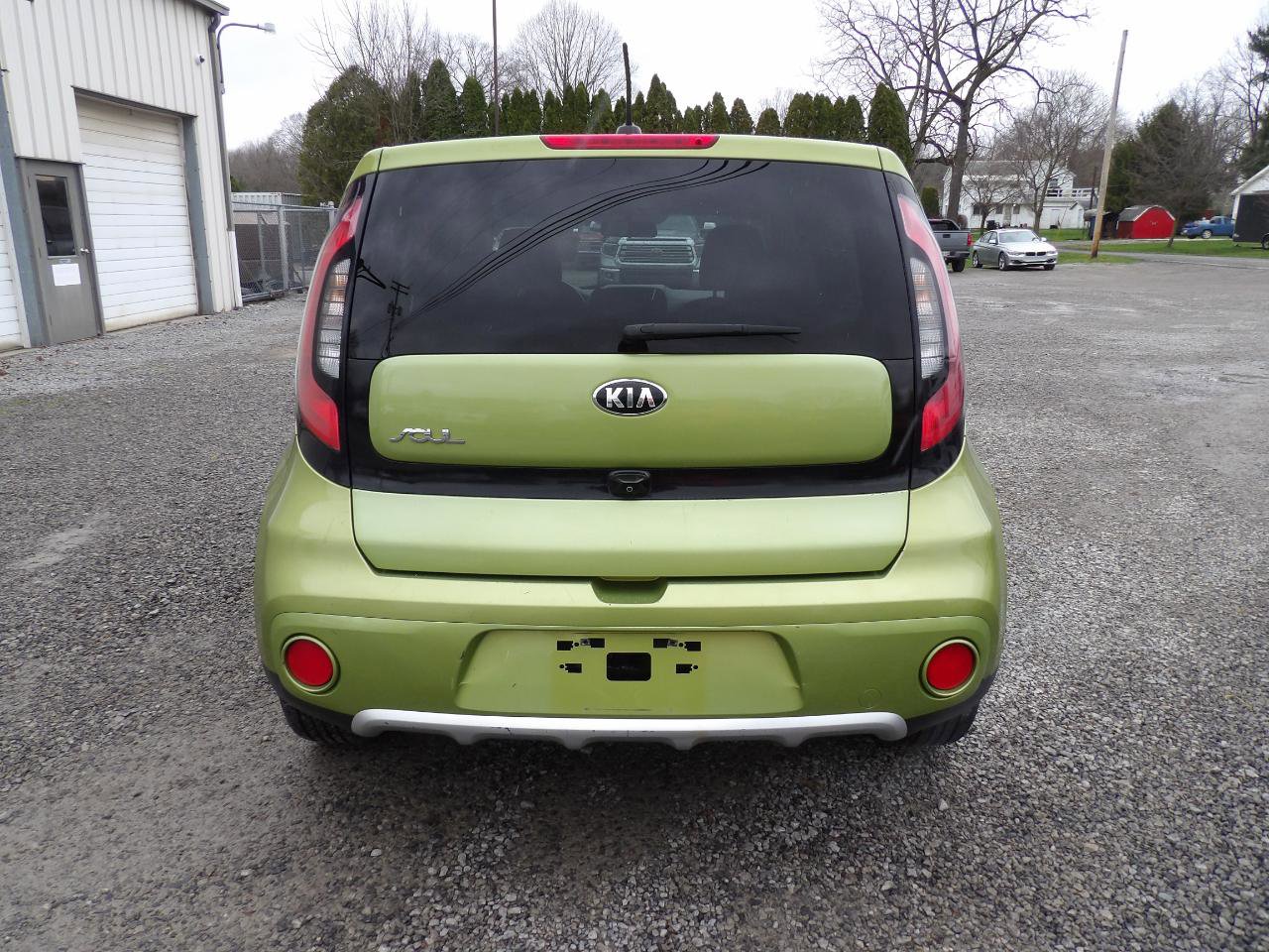 Used 2017 Kia Soul + image 4
