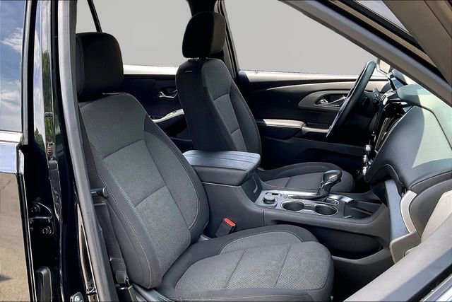 Used 2023 Chevrolet Traverse LT FWD image 20