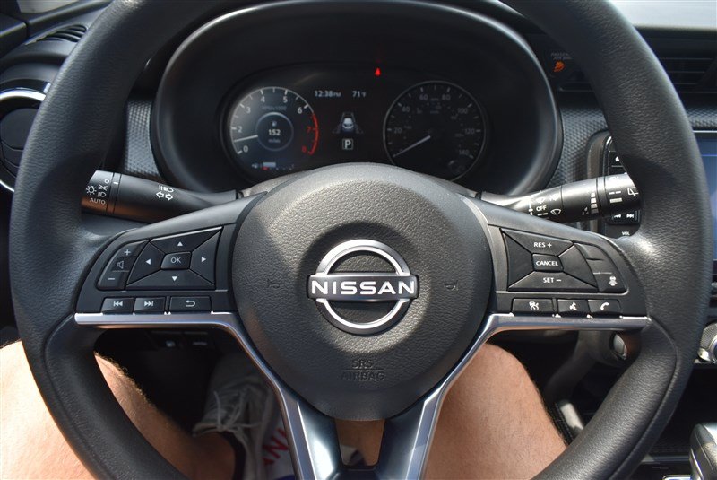 Used 2023 Nissan Kicks SV FWD image 12