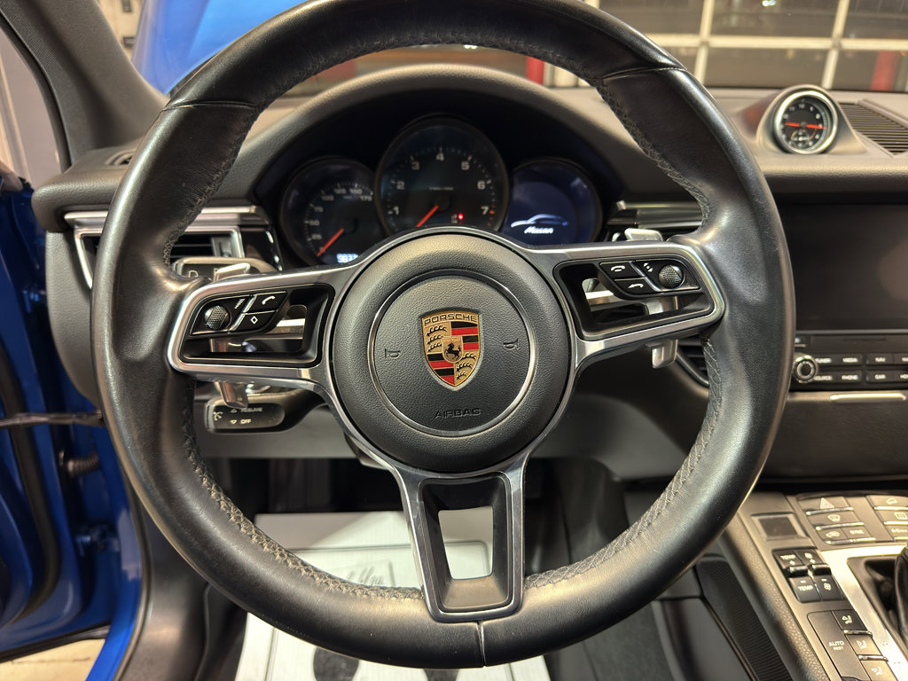 Used 2017 Porsche Macan AWD/4WD image 16