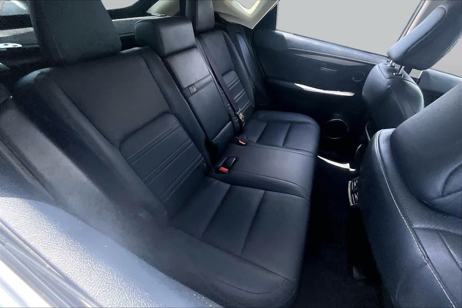 Used 2018 Lexus NX 300 FWD w/ Premium Package image 18