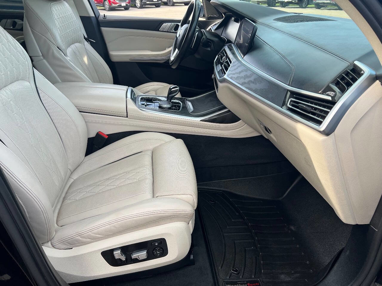 Used 2019 BMW X7 xDrive40i w/ Premium Package image 21