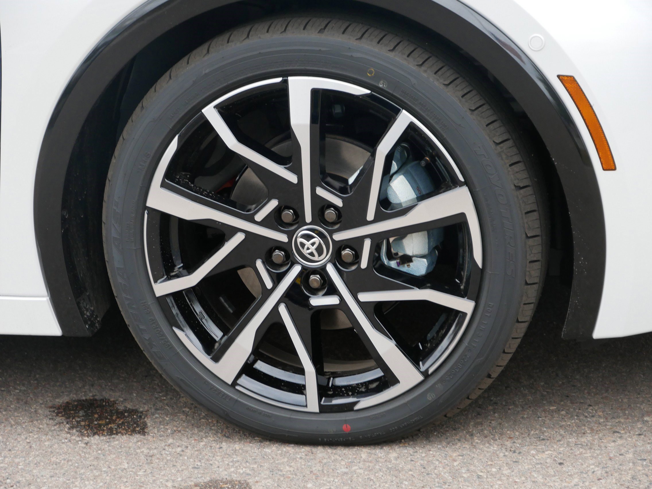 New 2026 Toyota Prius XSE Premium image 5