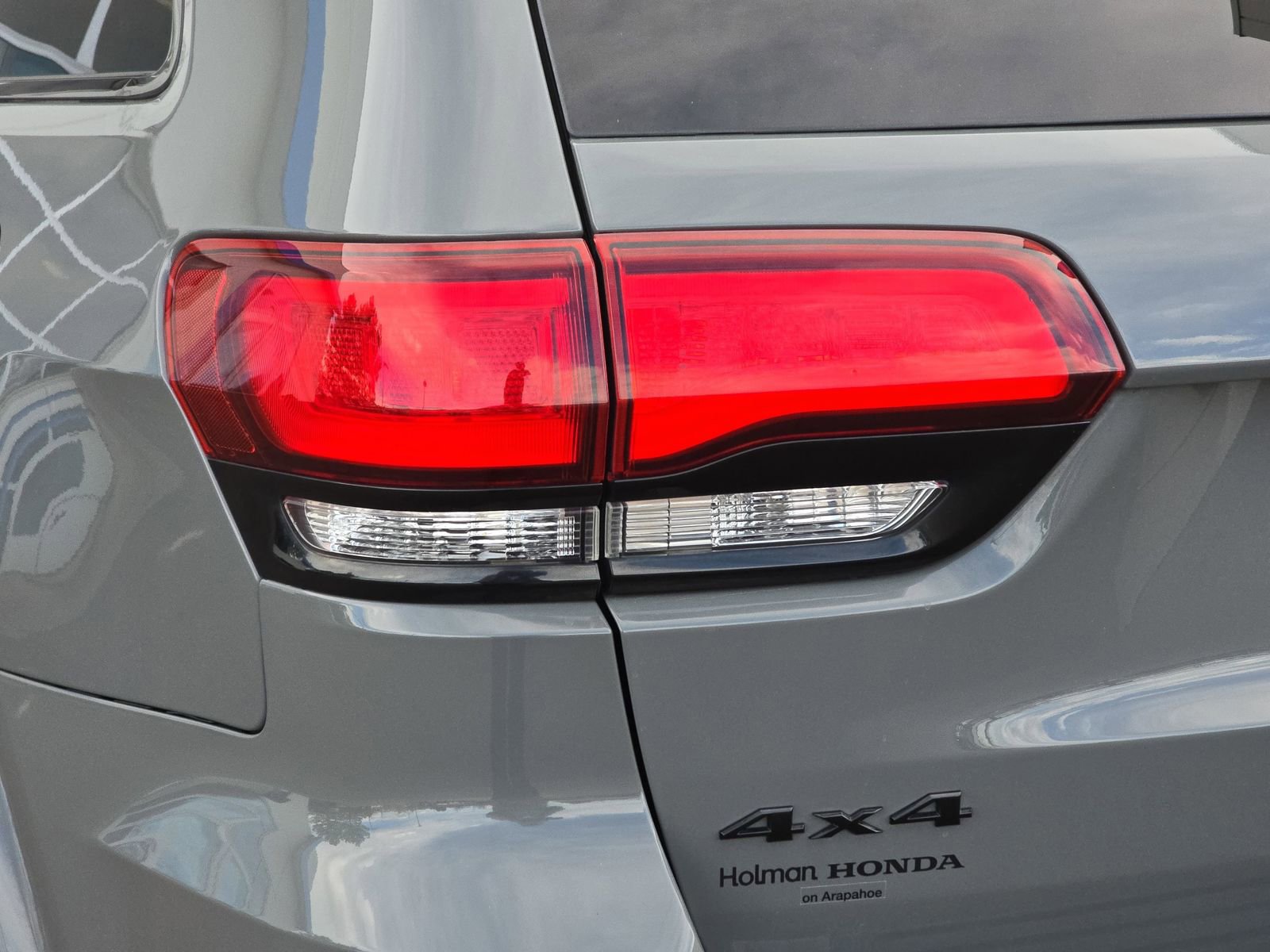 Used 2019 Jeep Grand Cherokee Altitude AWD/4WD image 37