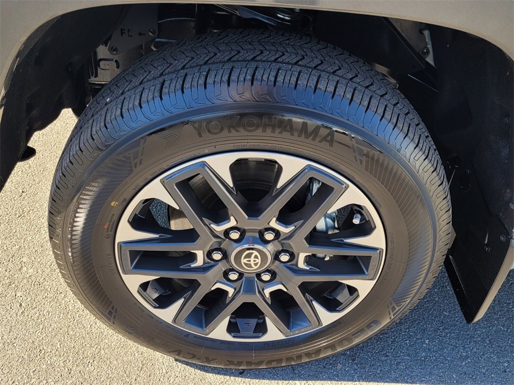 Used 2026 Toyota Tundra Limited image 15