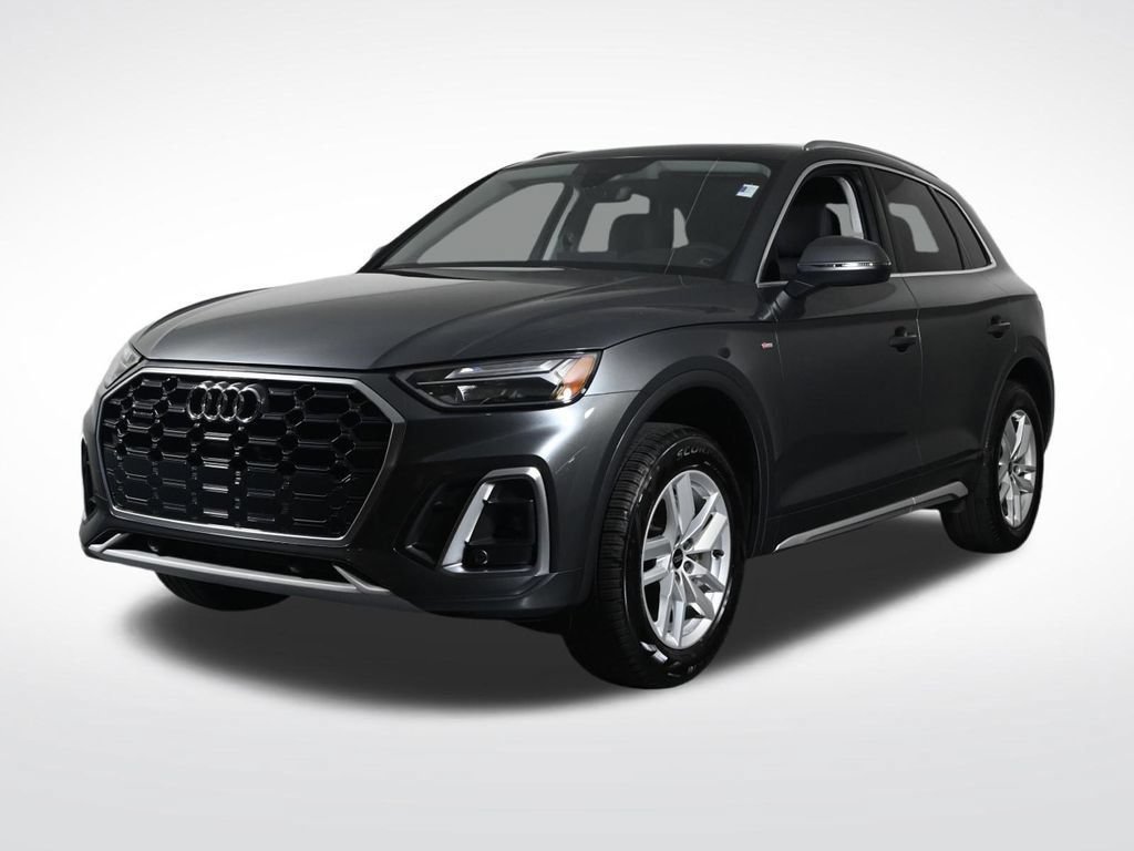 Used 2024 Audi Q5 2.0T Premium w/ Convenience Package