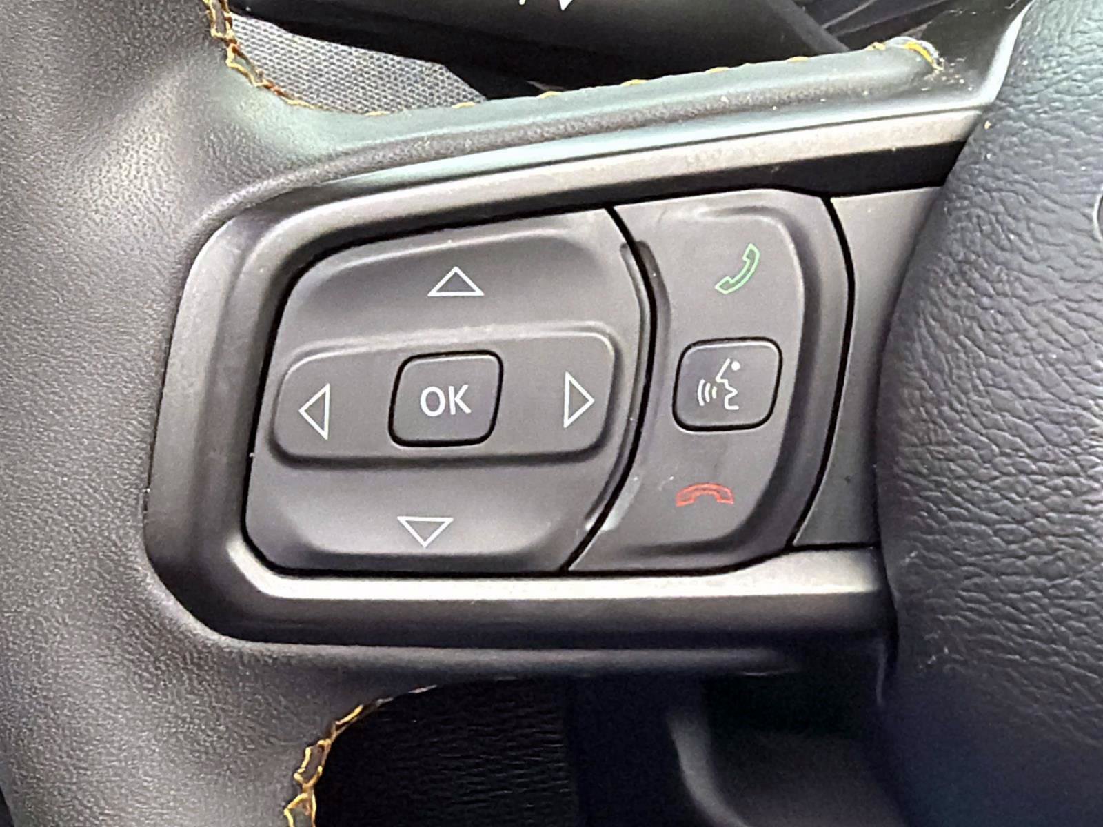 Used 2024 Jeep Wrangler Unlimited AWD/4WD image 15