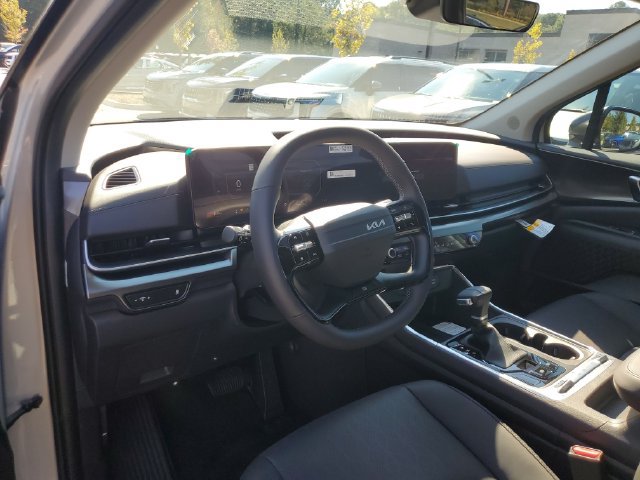 New 2027 Kia Carnival SX w/ Dark Edition Package FWD image 24