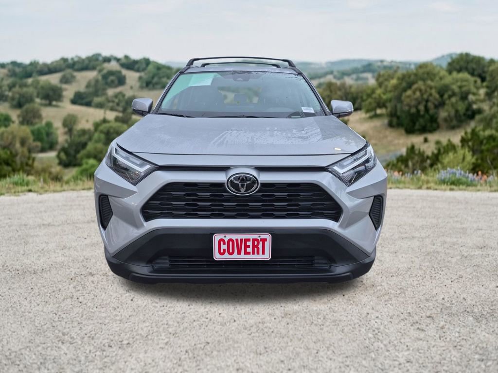 Used 2023 Toyota RAV4 XLE w/ Convenience Package FWD image 2