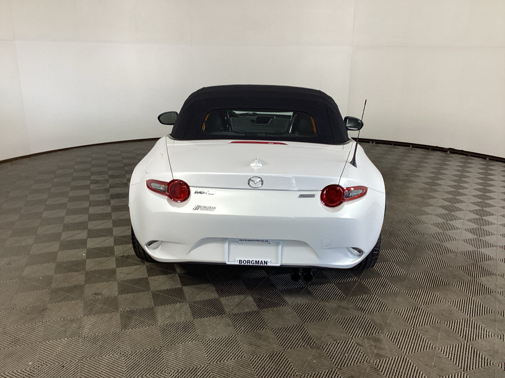 Used 2016 MAZDA MX-5 Miata Grand Touring RWD image 3