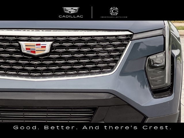 Used 2024 Cadillac XT4 Premium Luxury w/ Cold Weather Package FWD image 11