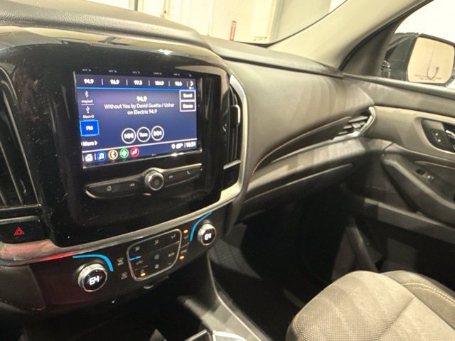Used 2020 Chevrolet Traverse LS w/ LPO, Floor Liner Package FWD image 32