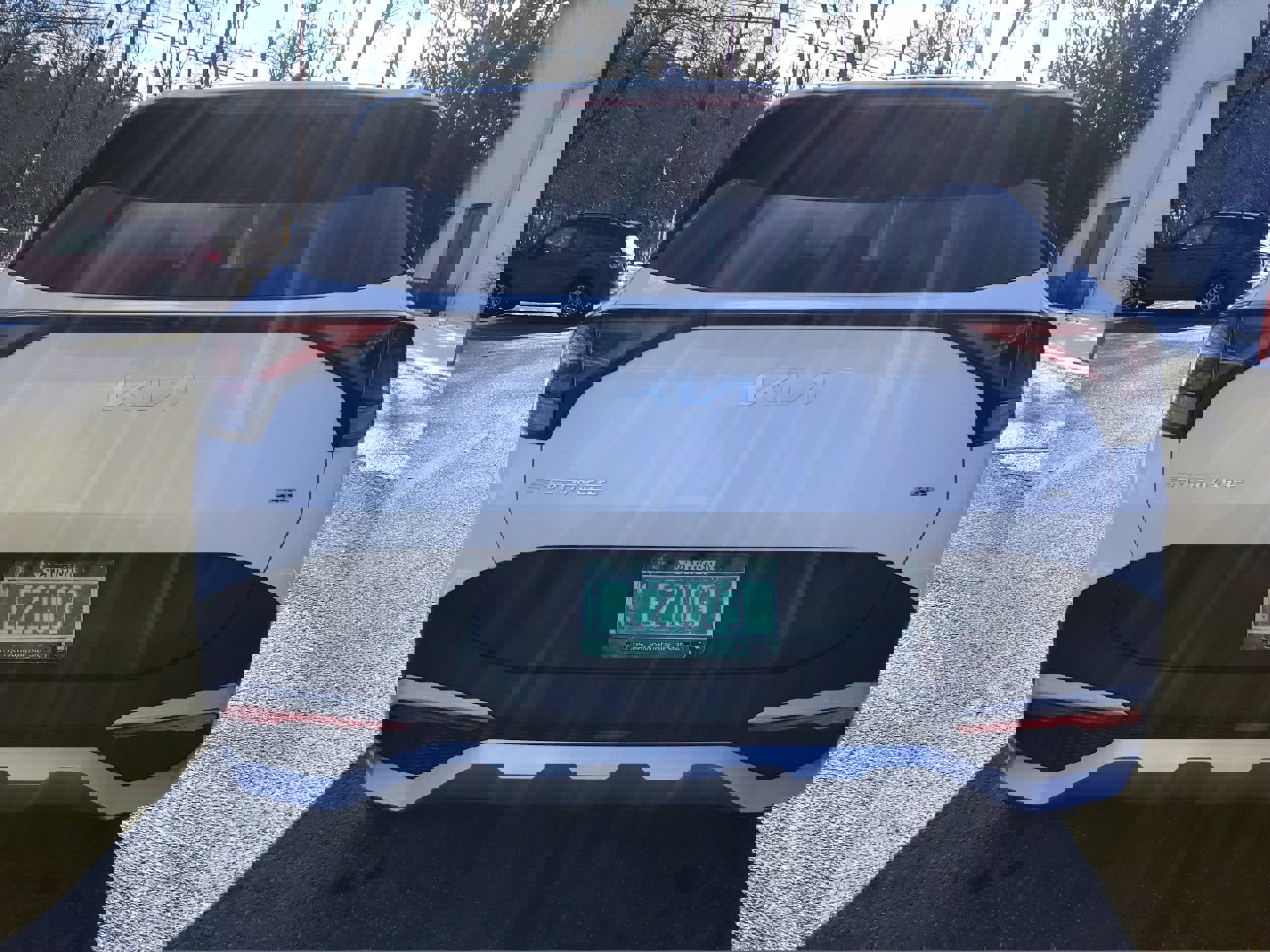 Used 2025 Kia Sportage EX image 7