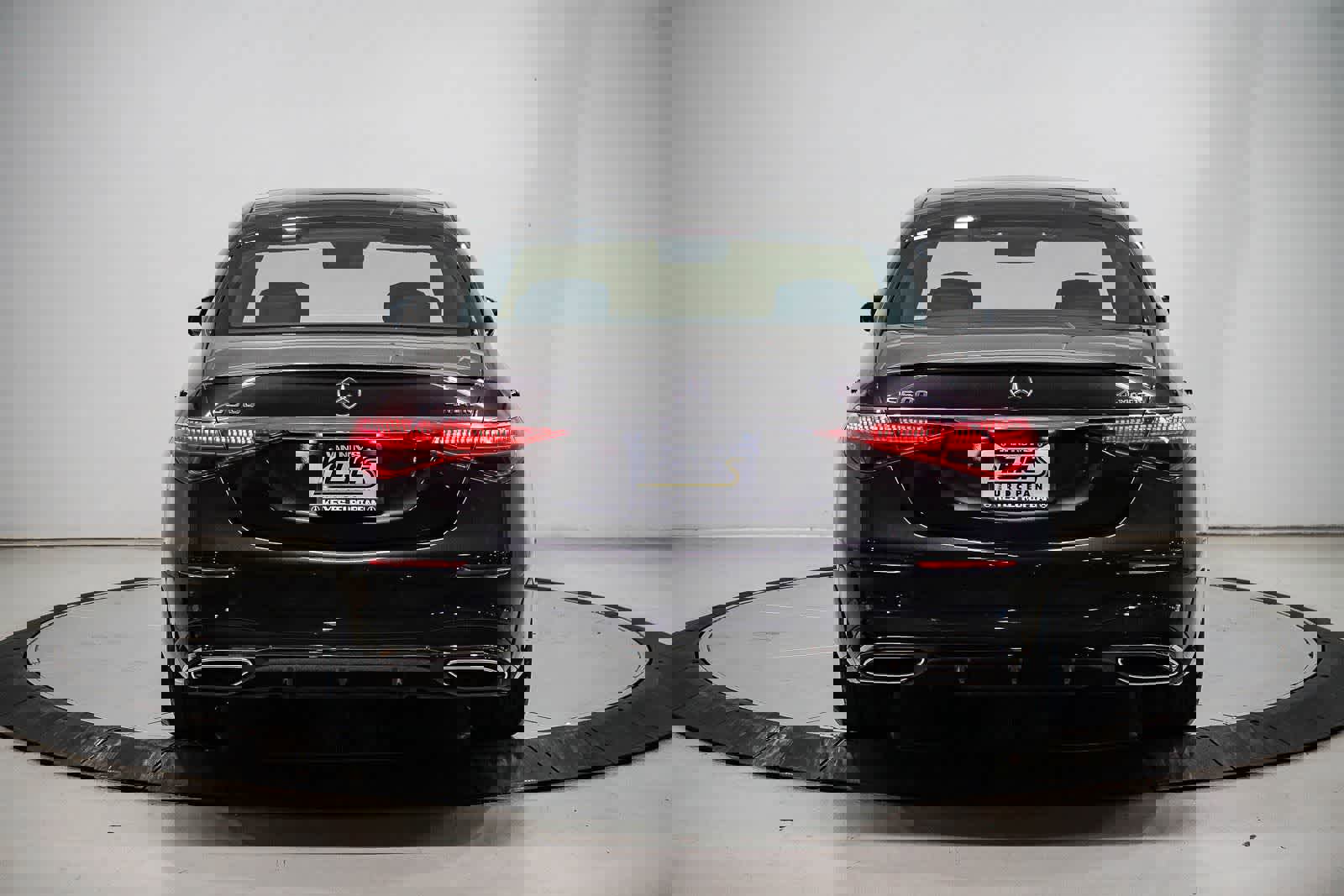 Certified 2023 Mercedes-Benz S 500 4MATIC image 3