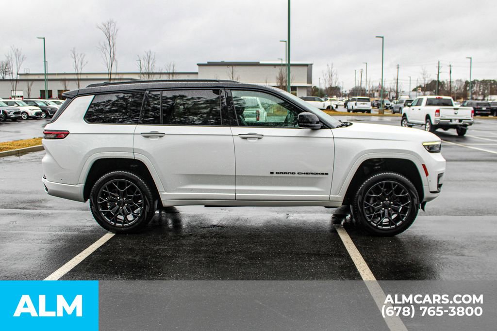 Used 2024 Jeep Grand Cherokee L Summit w/ Advanced Protech Group IV image 9