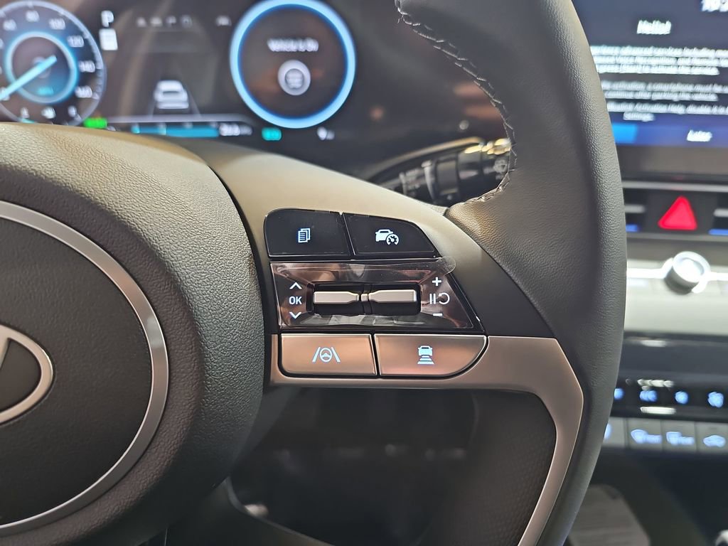 New 2026 Hyundai Elantra Limited image 19