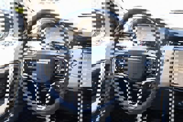 New 2024 Land Rover Discovery Sport S image 15