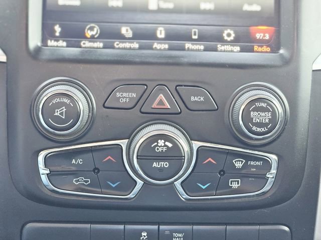 Used 2019 RAM 1500 Classic SLT w/ Luxury Group image 24