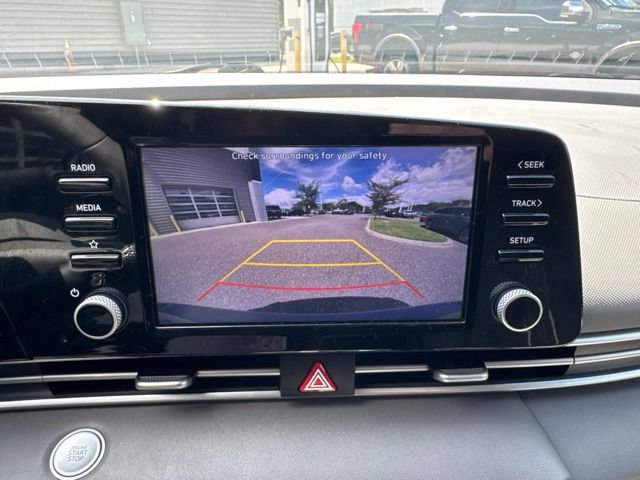 Used 2021 Hyundai Elantra SEL w/ Convenience + Premium Package FWD image 22