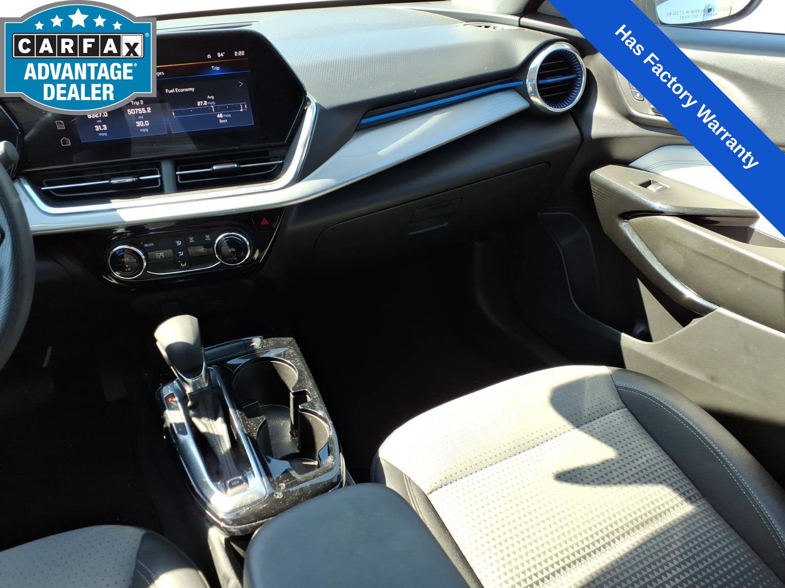 Used 2025 Chevrolet Trax LT FWD image 15