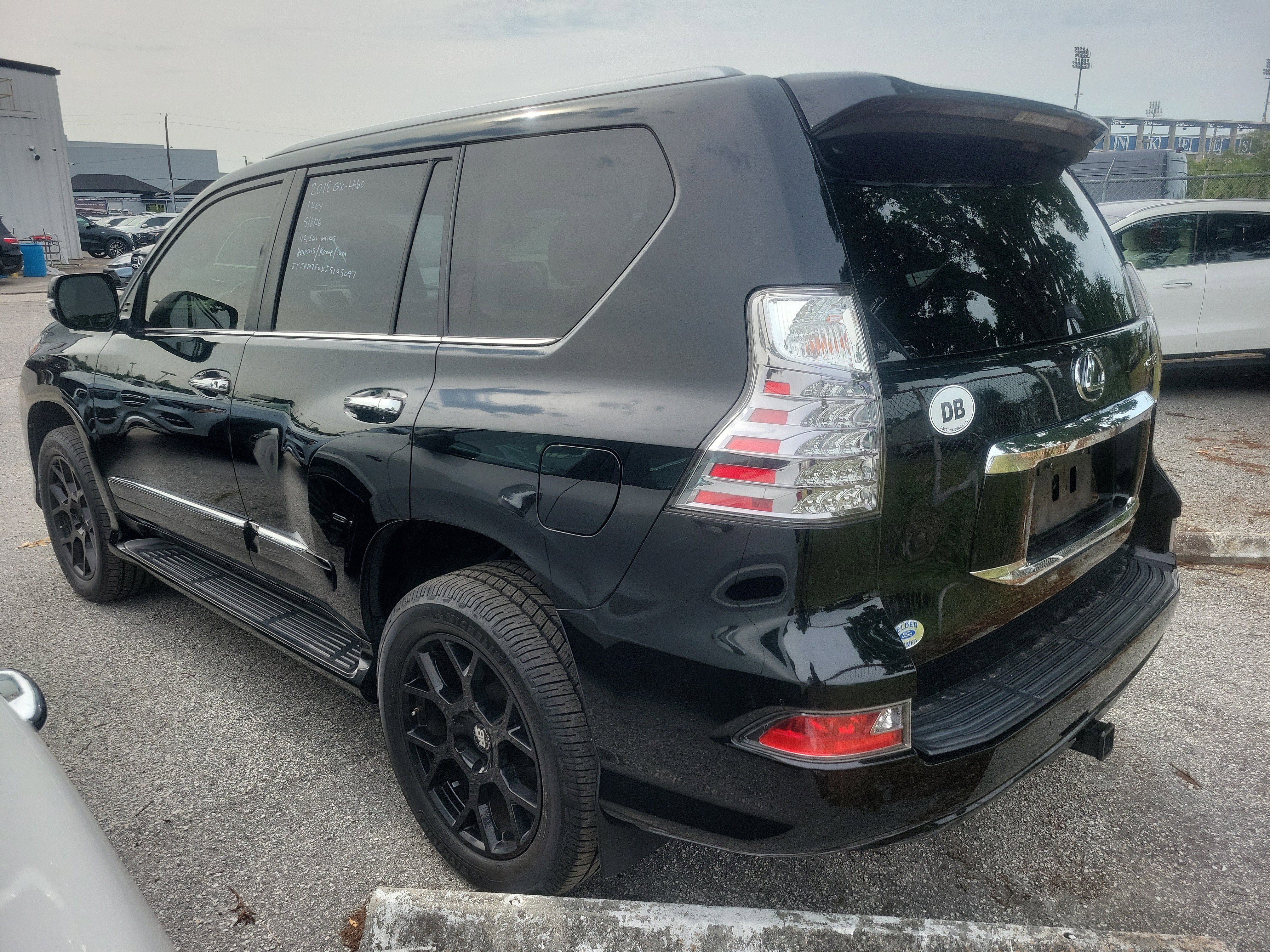 Used 2018 Lexus GX 460 Premium w/ Premium Package AWD/4WD image 3