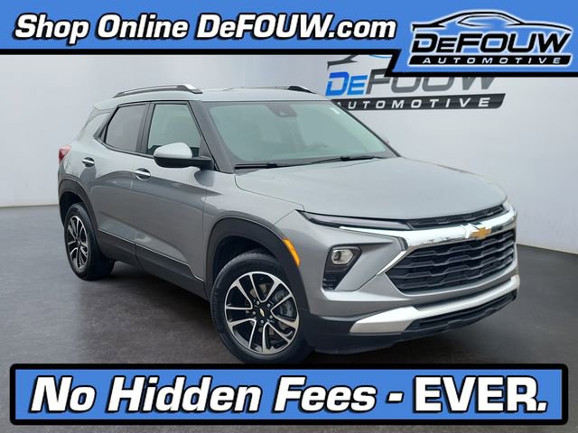 Used 2024 Chevrolet TrailBlazer LT w/ LT Cold Weather Package image 1