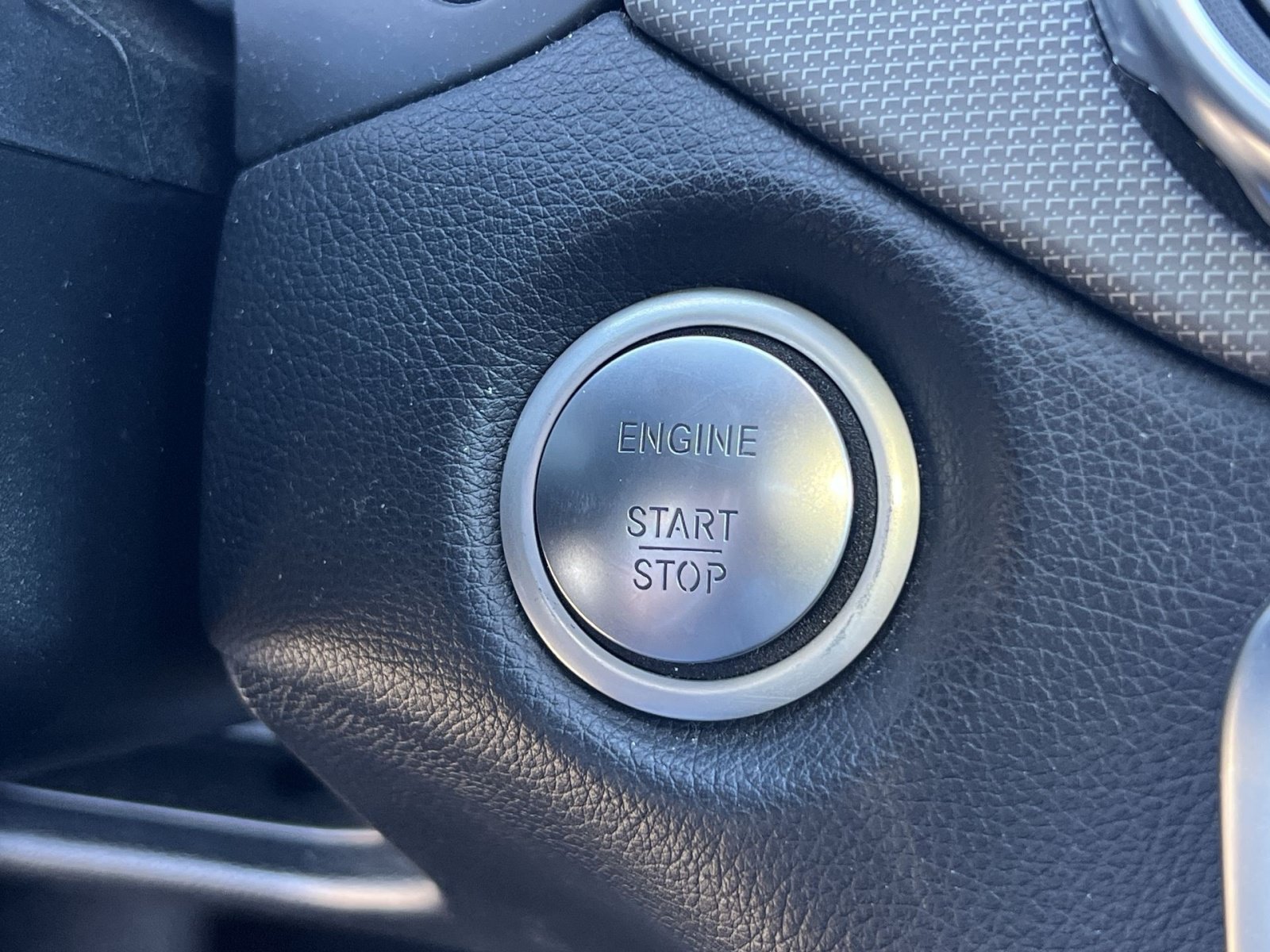 Used 2018 Mercedes-Benz GLA 250 image 35
