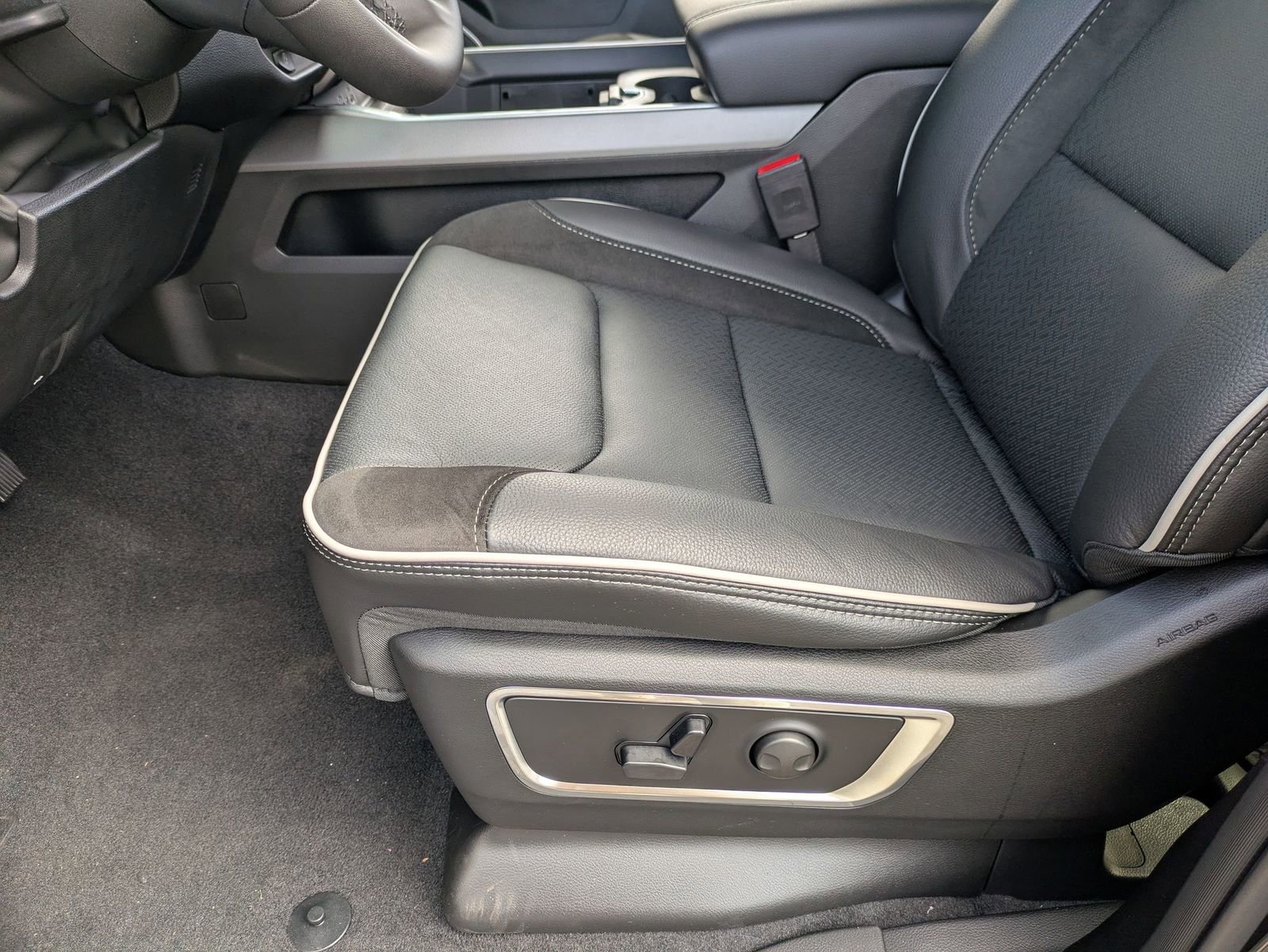 New 2026 RAM 1500 Laramie w/ Bed Utility Group image 15