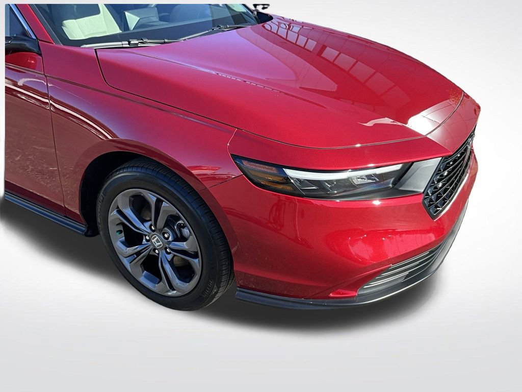 Used 2023 Honda Accord EX image 8