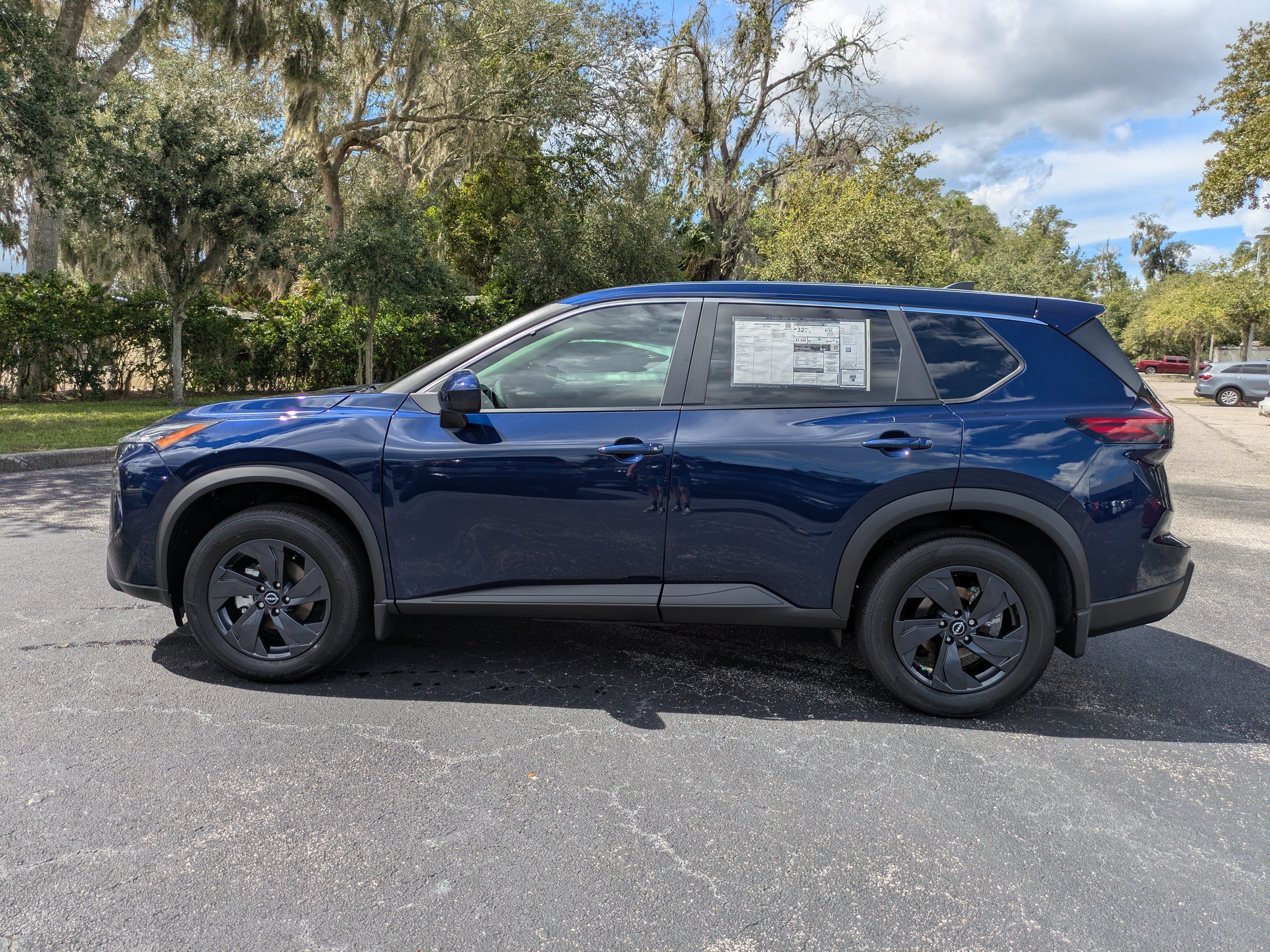 New 2026 Nissan Rogue SV FWD image 7