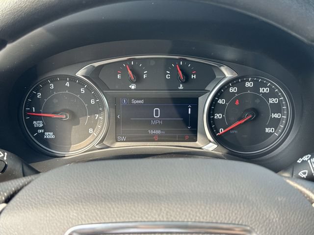 Used 2024 GMC Terrain SLE w/ Driver Convenience Package FWD image 12
