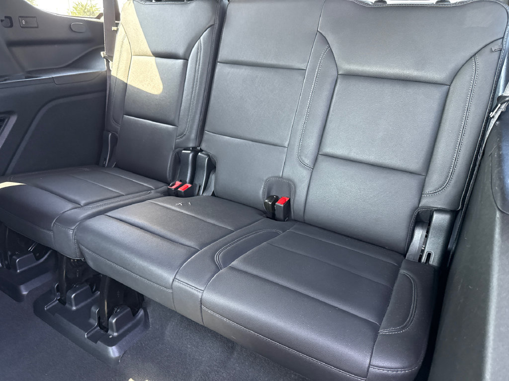 Used 2023 Chevrolet Tahoe LT AWD/4WD image 16