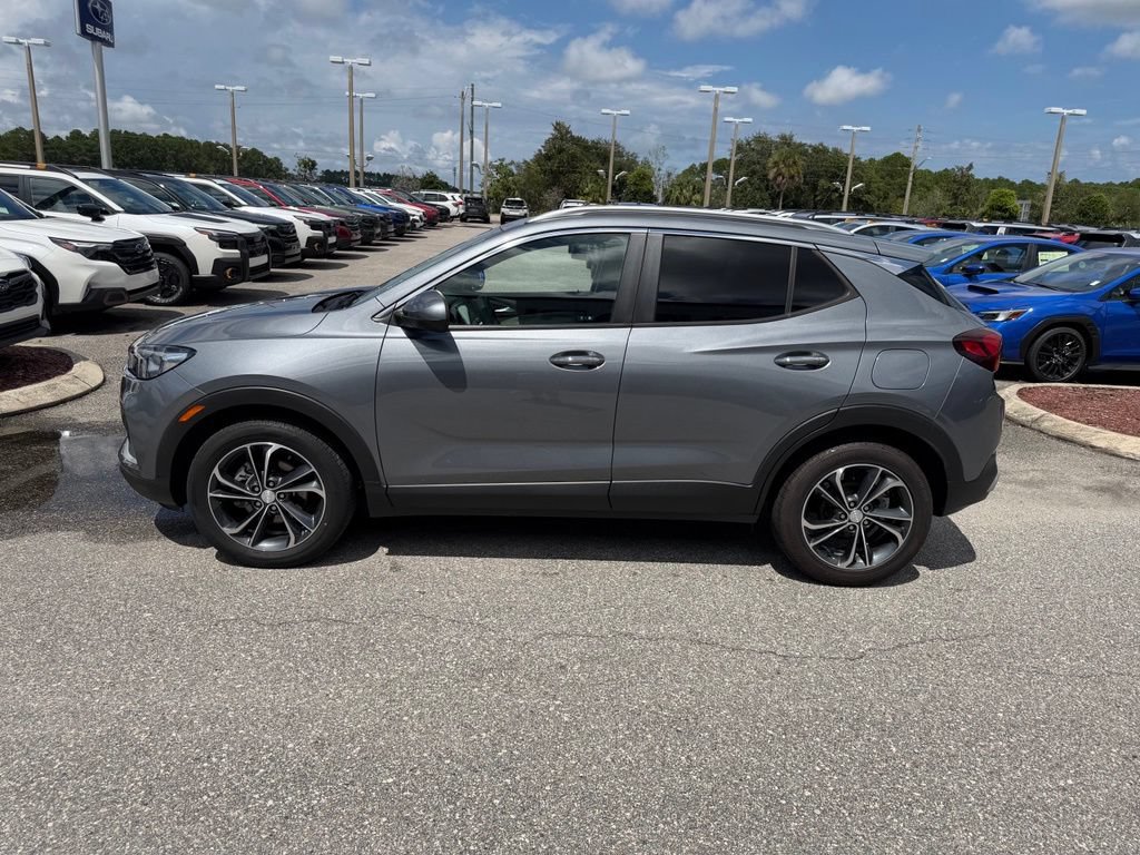 Used 2022 Buick Encore GX Select FWD image 12