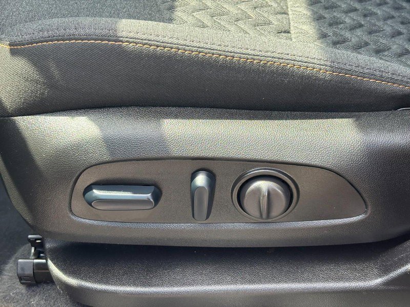 Certified 2024 Chevrolet Equinox LT FWD image 15