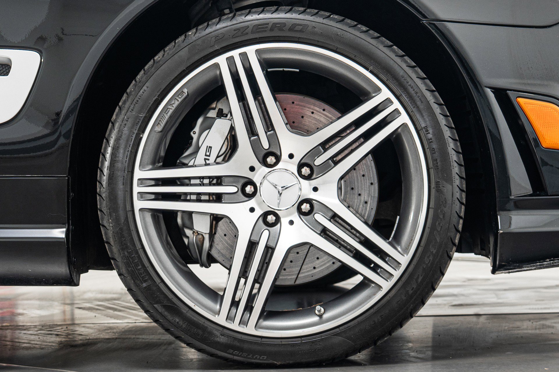 Used 2011 Mercedes-Benz SL 63 AMG image 43