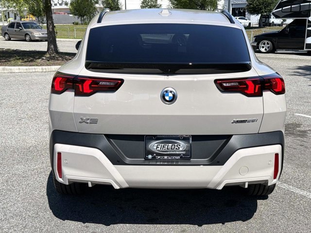 New 2026 BMW X2 xDrive28i w/ Technology Package AWD/4WD image 4
