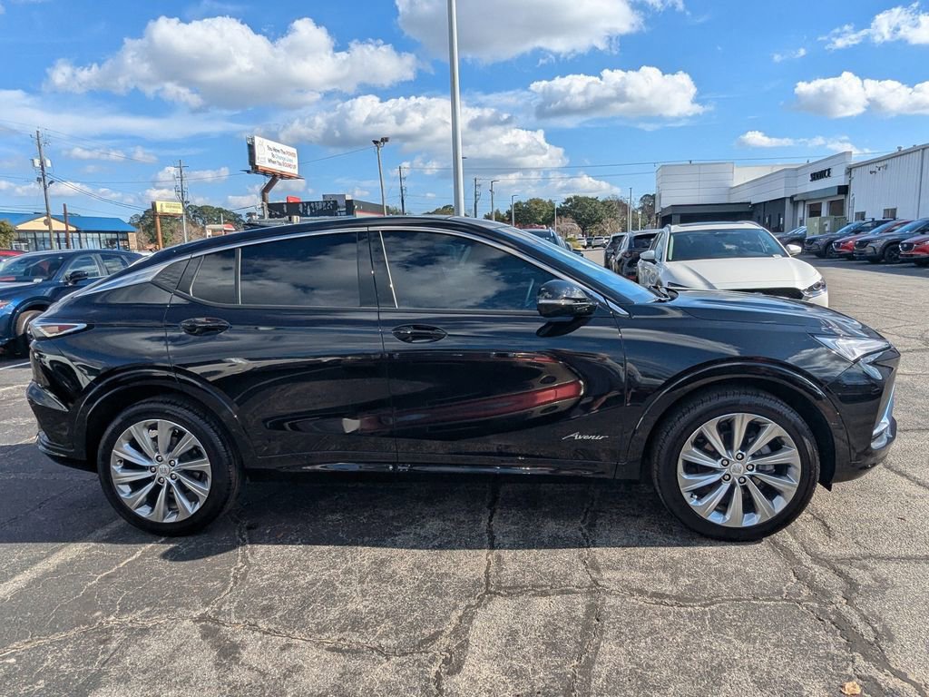 Used 2025 Buick Envista Avenir image 3