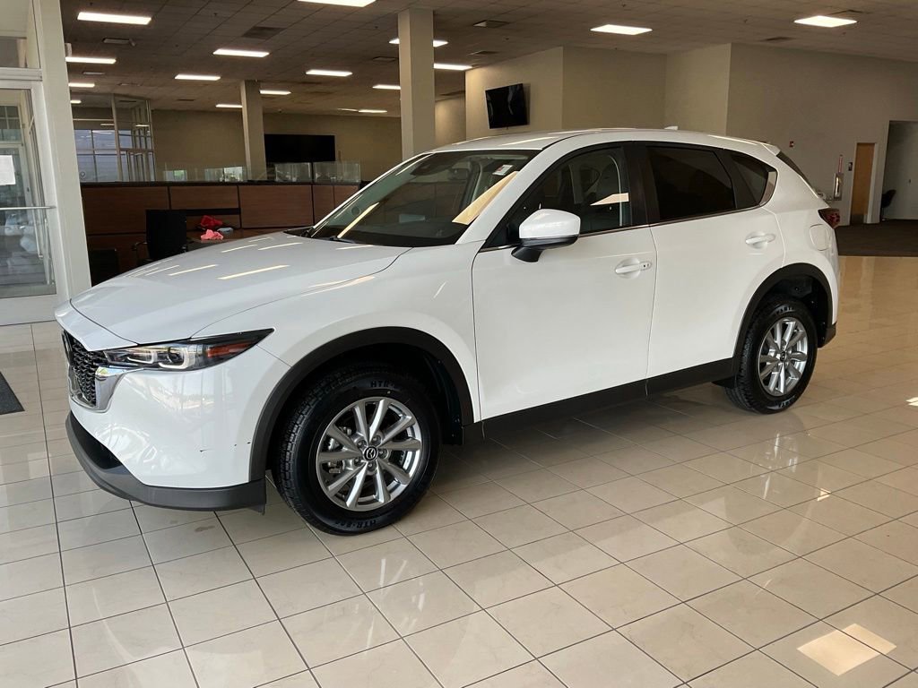 Used 2023 MAZDA CX-5 AWD 2.5 S w/ Select Package image 4