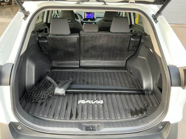 Used 2024 Toyota RAV4 XLE w/ Convenience Package AWD/4WD image 23