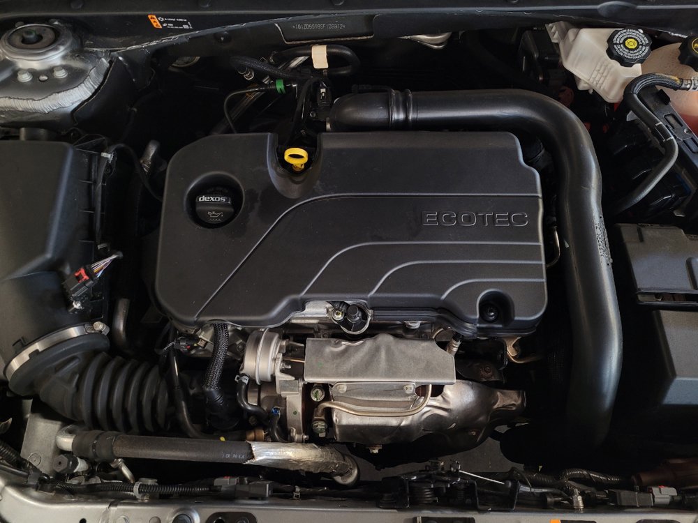 Used 2025 Chevrolet Malibu LT FWD image 30