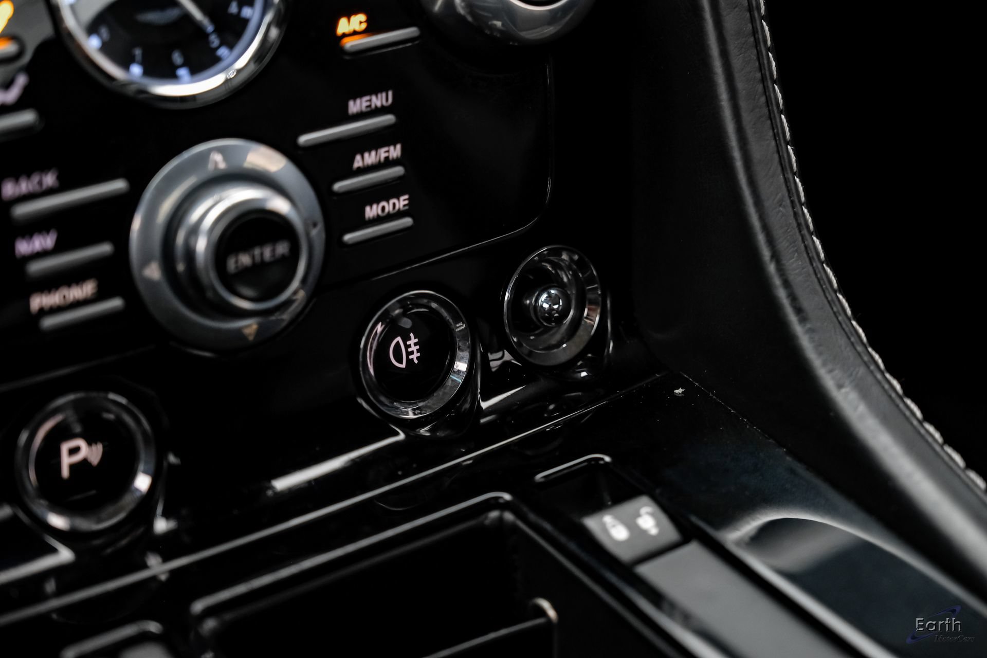 Used 2014 Aston Martin V8 Vantage S RWD image 68