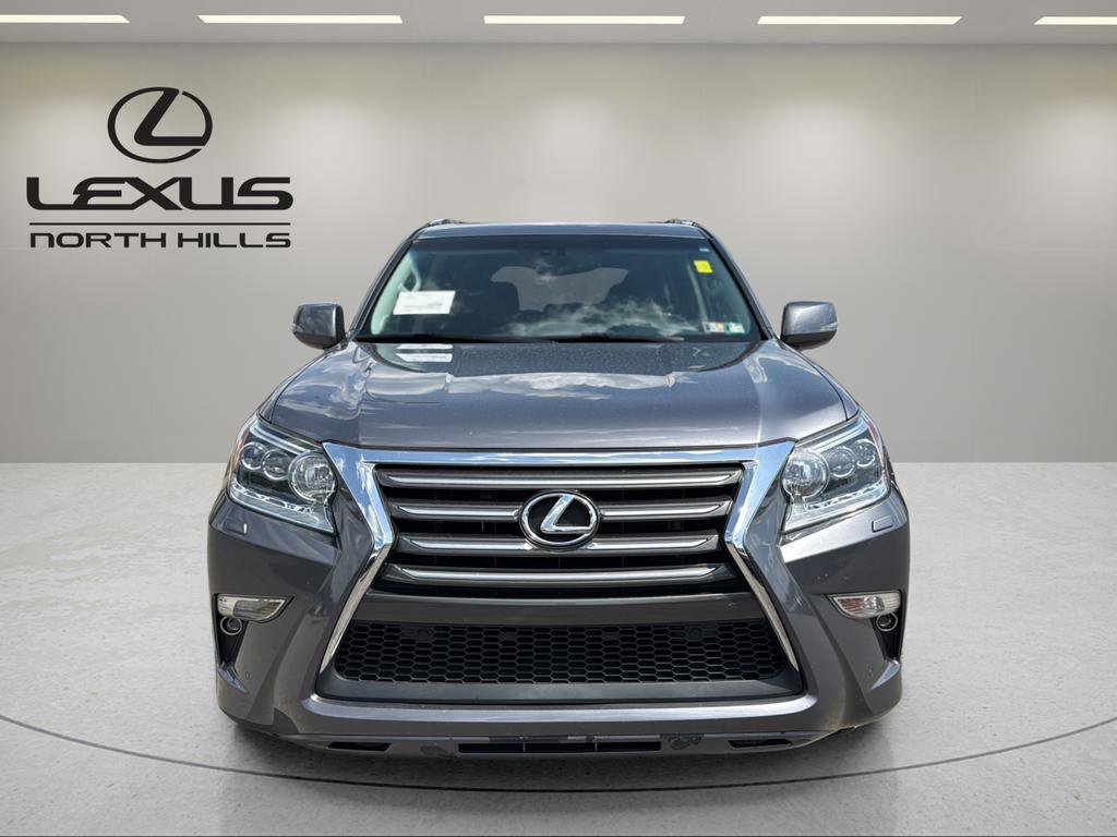 Used 2018 Lexus GX 460 Premium w/ Premium Package AWD/4WD image 2
