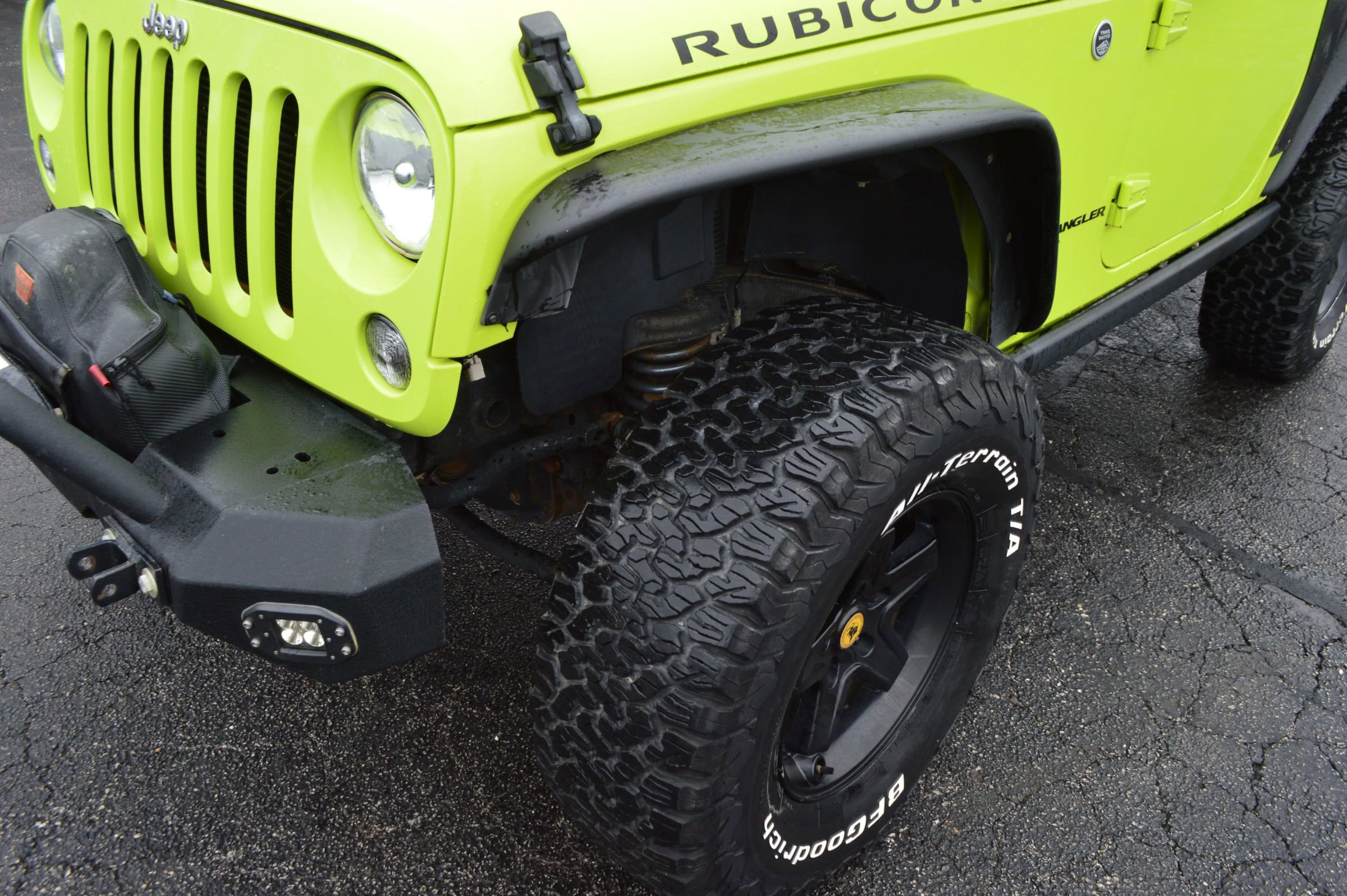 Used 2016 Jeep Wrangler Rubicon w/ Power Convenience Group AWD/4WD image 3