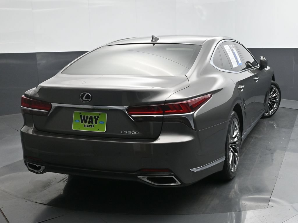 Used 2018 Lexus LS 500 w/ Interior Upgrade Package RWD image 32