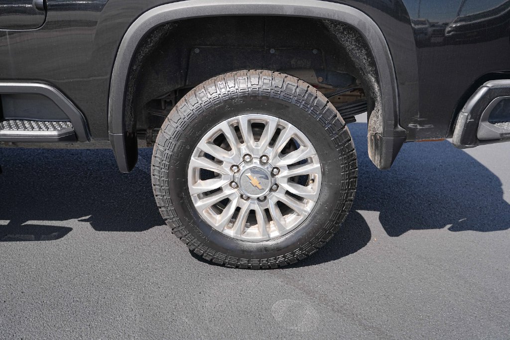 Used 2022 Chevrolet Silverado 3500 High Country w/ Z71 Off-Road Package AWD/4WD image 10