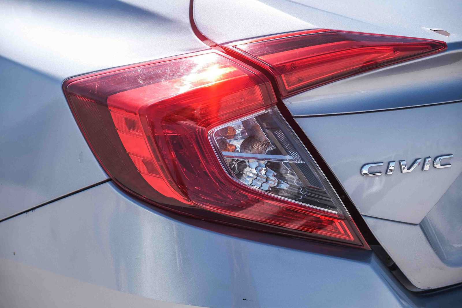 Used 2018 Honda Civic LX image 7